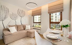 Golden Apartments Warsaw -New Stylish Apartments In The City Center- Rondo Daszynskiego- Gieldowa